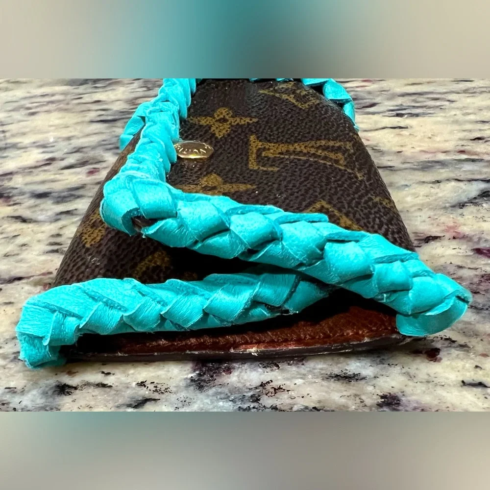 Vintage Boho Louis Vuitton Key Holder - Picture 2 of 10